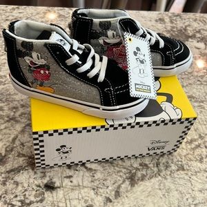 Brand new with tags Vans Mickey shoes